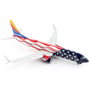 GeminiJets G2SWA1042F Southwest Airlines Boeing 737-800 Freedom One N500WR Flaps Down; Scale 1:200 in Kuwait