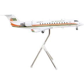 GeminiJets GJCLH2021 Lufthansa CityLine CRJ-900LR D-ACND; Scale 1:400 in Kuwait