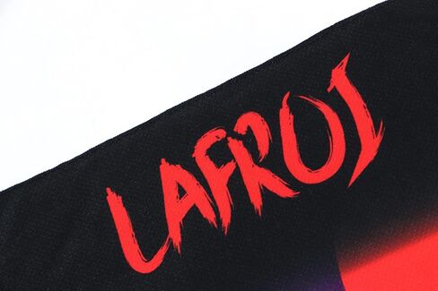 منشفة رياضية تبريد سريعة الجفاف من لافروي، مقاس 59 × 31.5 بوصة in Kuwait