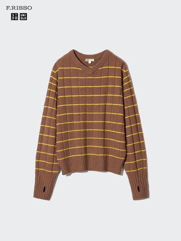 Uniqlo 3D Knit V-Neck Sweater in Kuwait