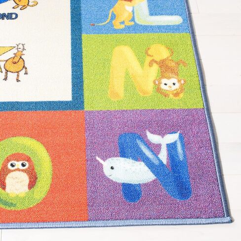 سجادة SAFAVIEH Kids Playhouse Collection - 3'3" x 5'3"، بيج وأزرق، غير قابلة للتساقط، قابلة للغسل في الغسالة ومقاومة للانزلاق، مثالية للمناطق ذات حركة المرور العالية للأولاد والبنات في غرفة اللعب (KPH225A) in Kuwait