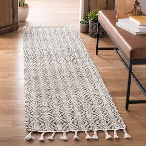 SAFAVIEH Natura Collection Runner Rug - 2'3" x 8', Beige, Handmade Wool, Ideal for High Traffic Areas in Living Room, Bedroom (NAT153B) in Kuwait