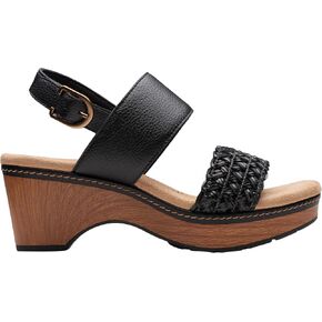 Clarks Women's Seannah Step in Kuwait