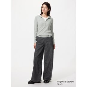 Uniqlo EZY Denim Relaxed Pants in Kuwait