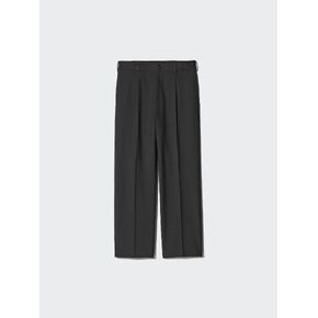 Uniqlo Pleated Wide Pants in Kuwait