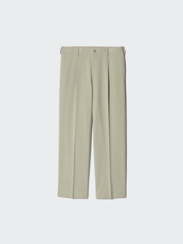 Uniqlo Pleated Wide Pants in Kuwait
