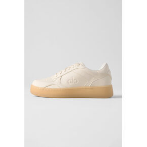 Alo Yoga ALO Recovery Mode Sneaker (Unisex) - Clay in Kuwait