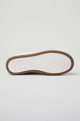 Alo Yoga ALO Recovery Mode Sneaker (Unisex) - Natural White/Gum in Kuwait