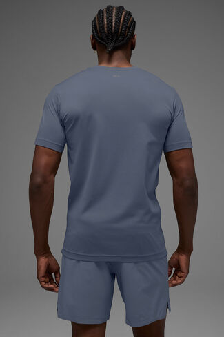 Alo Yoga Conquer Reform Crewneck Short Sleeve - Bluestone in Kuwait