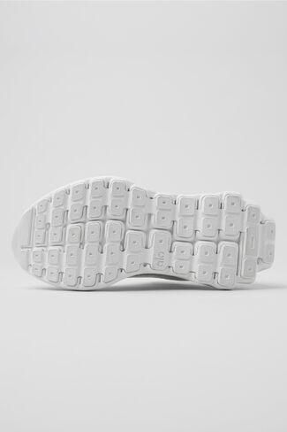 Alo Yoga ALO Runner (Unisex) - White/White in Kuwait