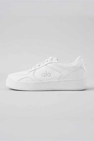 Alo Yoga ALO Recovery Mode Sneaker (Unisex) - Natural White in Kuwait