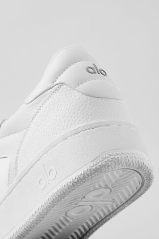 Alo Yoga ALO Recovery Mode Sneaker (Unisex) - Natural White in Kuwait