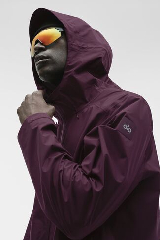 Alo Yoga Alpha Shell Jacket - Rich Bordeaux in Kuwait
