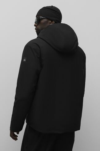 Alo Yoga Alpha Max Insulated Jacket - Black in Kuwait