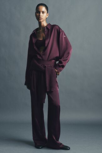 Alo Yoga Satin High-Waist Smooth Talker Pant (Regular) - Rich Bordeaux in Kuwait