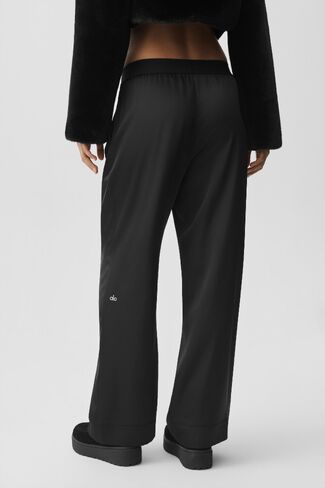 Alo Yoga Satin High-Waist Smooth Talker Pant (Long) - Black in Kuwait