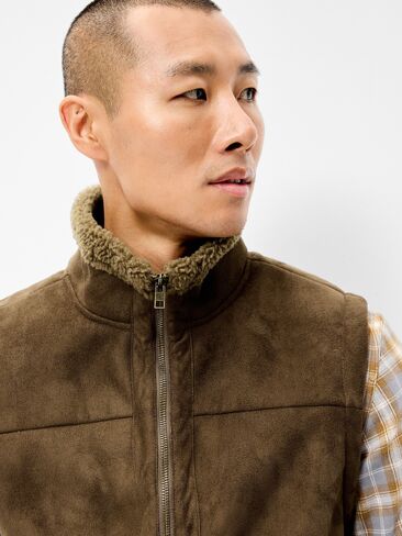 Old Navy Faux-Suede Sherpa-Lined Vest - Brown Truffle in Kuwait