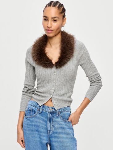 Old Navy SoSoft Faux-Fur Collar Cardigan - Light Gray in Kuwait