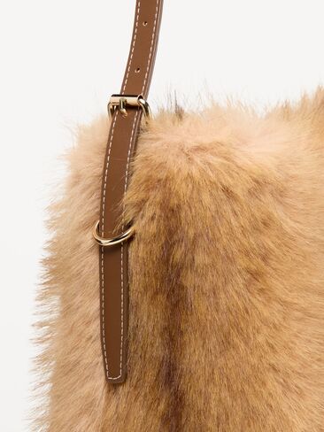Old Navy Medium Faux-Fur Bucket Bag - Brown Animal in Kuwait