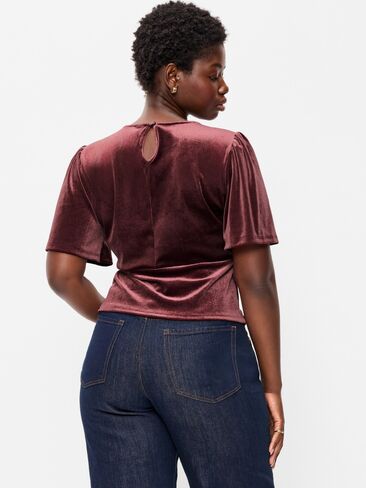 Old Navy Velvet Flutter-Sleeve Empire-Waist Top - Reddy Or Not in Kuwait