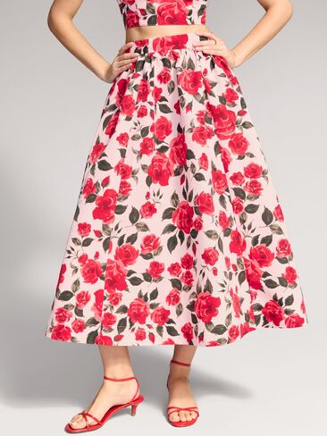 Old Navy The Occasion by Old Navy Taffeta Midi Skirt - Bold Red Floral in Kuwait