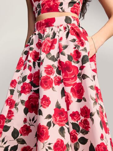 Old Navy The Occasion by Old Navy Taffeta Midi Skirt - Bold Red Floral in Kuwait