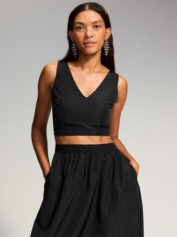 Old Navy The Occasion by Old Navy V-Neck Taffeta Crop Top - Black Jack in Kuwait