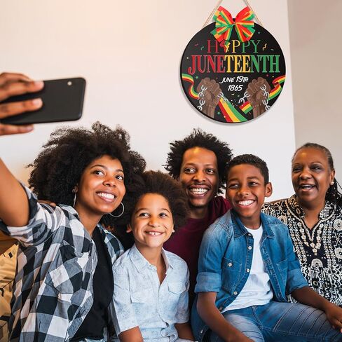 سعيد Juneteenth يوم علامة 12 × 12 بوصة 1865 موضوع الخشب علامة Juneteenth خشبية معلقة باب علامة الأفريقية الأمريكية الباب شماعات لحزب التاريخ الأسود 19 يونيو يوم الحرية باب جدار ديكور in Kuwait