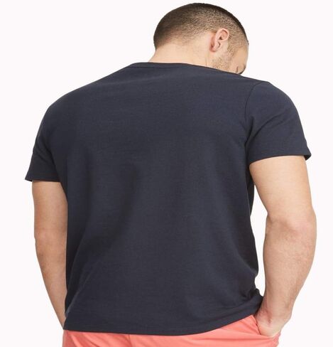 Tommy Hilfiger Men's Essential Short Sleeve Crewneck Flag Pocket T-shirt in Saudi Arabia