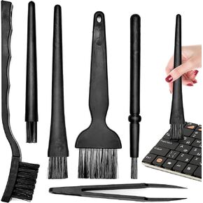 6 قطع من فرشاة لوحة مفاتيح الكمبيوتر، فرشاة تنظيف الكمبيوتر المحمول متعددة الوظائف مضادة للكهرباء الساكنة، فرشاة صغيرة محمولة للهاتف وسماعات الأذن والإلكترونيات والكاميرا وتفاصيل السيارة الداخلية in Kuwait