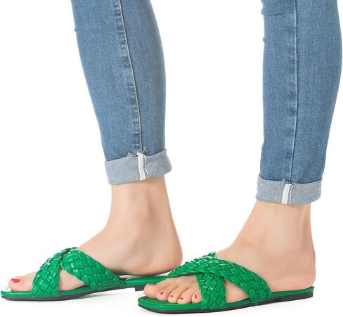 Mtzyoa النساء الصنادل المسطحة الصيف متأنق عادية مضفر الجلود كروس عارية Sandalias الفقرة موهير لطيف عطلة البوهيمي الشرائح in Kuwait