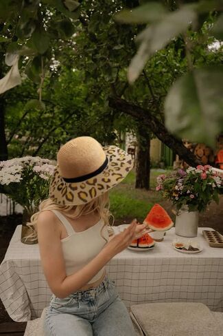 Wide Brim Straw Panama Hat Straw Sun Hat Beach Hat Summer Hats UPF50+ Straw Fedora with Leopard Print in Saudi Arabia