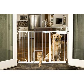 Carlson Pet Products 0934PW/0932PW Extra Wide Walk-Thru Pet Gate with Pet Door White, 29-34Wx30H in