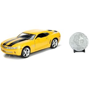 Transformers 1:24 Bumblebee 2006 Chevy Camaro Die-Cast Car w/Robot on Chassis & Collectible Coin, Toys for Kids and Adults