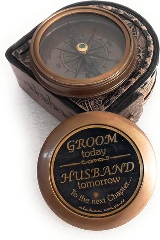 هدايا العريس من العروس - بوصلة العريس المنقوشة من النحاس - هدية الزفاف للعريس في يوم الزفاف أنا هدية العريس من العروس في يوم الزفاف in Kuwait