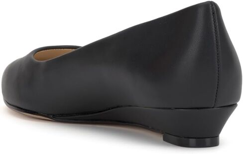 Jessica Simpson Women's Leytun Ballet Flat in Saudi Arabia
