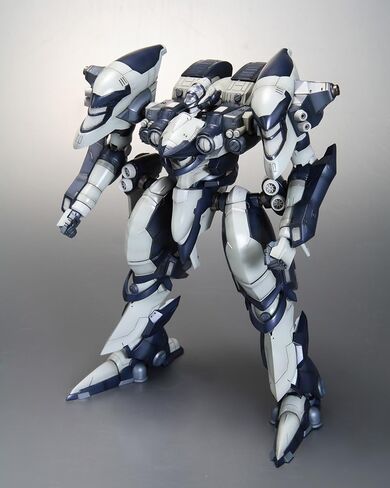Kotobukiya Armored Core: مجموعة نماذج Interior Union Y01-Tellus (إصدار الحزمة الكاملة) in Saudi Arabia