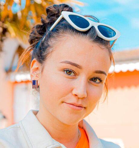 الوطنية الأحمر والأبيض والأزرق العلم الأمريكي الولايات المتحدة الأمريكية 4 يوليو الاستقلال مثقوب 2 زوج أقراط مجموعة in Kuwait