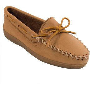 Minnetonka Women's Moosehide Classic Slip-On in Kuwait