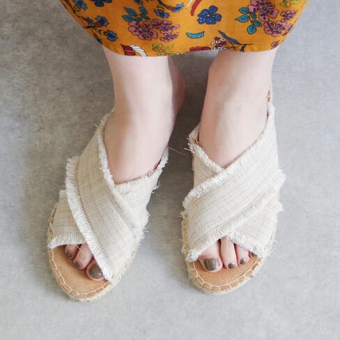 Minnetonka Women's Pepper Slide Sandal in Kuwait