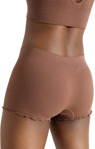 Capezio Women's Seamless Ribbed Shortie W/Lettuce Edge in Saudi Arabia