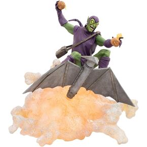 Diamond Select Toys Green Goblin Deluxe Gallery Diorama Wall-Mountable PVC Figure
