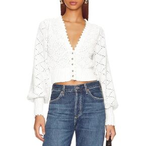 سترة نسائية من Langwyqu ذات رقبة على شكل V من الكروشيه وأكمام واسعة وأزرار سفلية سترة منسوجة عصرية قصيرة بوليرو in Kuwait