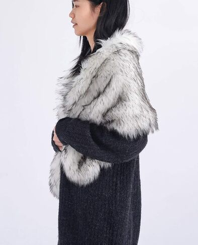 Jakawin Women’s Faux Fur Wraps and Shawls Stole Shrug Winter Bridal Wedding Cape (White with Black) in Saudi Arabia
