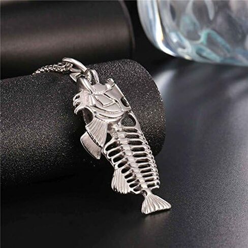 QIAN0813 Stainless Steel Fish Bone Fishing Hook Pendant Necklaces Hollow Fish Skeleton Necklace for Men Boys Gothic Jewelry in Saudi Arabia