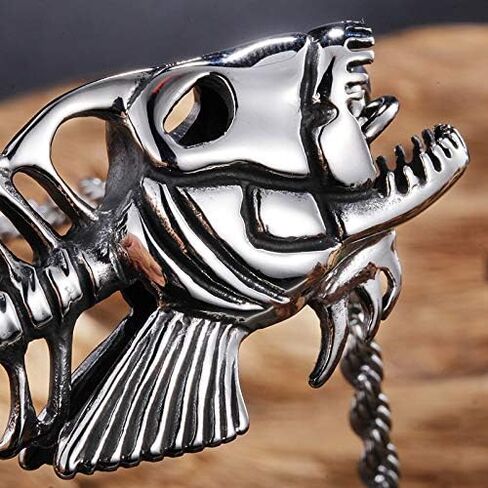QIAN0813 Stainless Steel Fish Bone Fishing Hook Pendant Necklaces Hollow Fish Skeleton Necklace for Men Boys Gothic Jewelry in Saudi Arabia