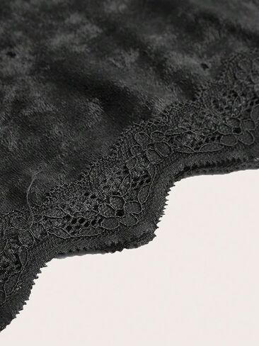 SOLY HUX Women's Lace Trim Velvet Cami Top Y2k Camisole Spaghetti Strap Outgoing Top Shirts in Saudi Arabia