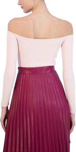 سترة BCBGMAXAZRIA نسائية مضلعة مكشوفة الكتف وأكمام طويلة ورقبة منحوتة in Saudi Arabia