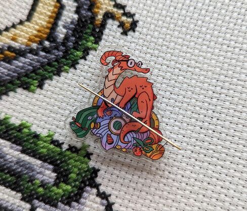 Dragon's Horde Magnetic Needle Minder in Kuwait
