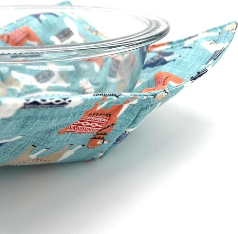 Fun Animal and Pet Print Microwave Bowl Cozy - 8.5 inches for up to 8 inch bowls - Homemade in Texas, USA (Llama on Blue) in Saudi Arabia